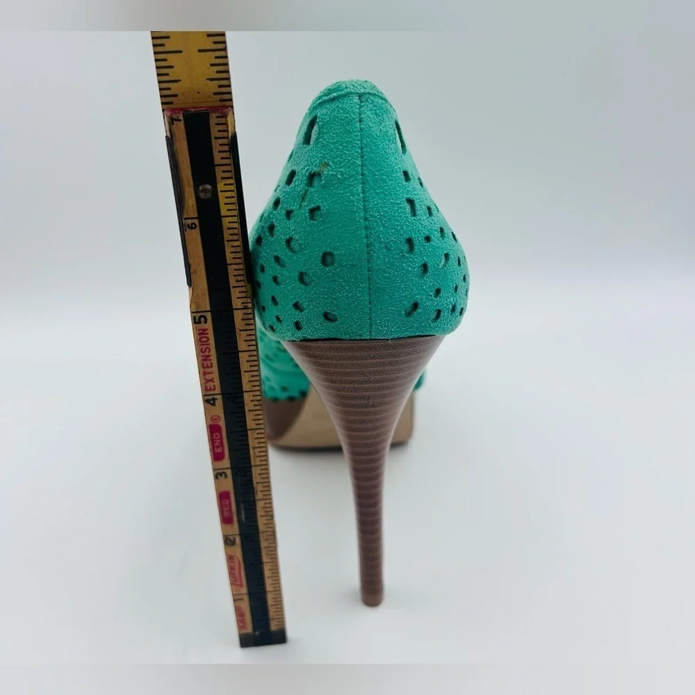 Enzo Angiolini Teal Suede Peep Toe Cutout Heels Women’s Size 8 Stilettos Sexy